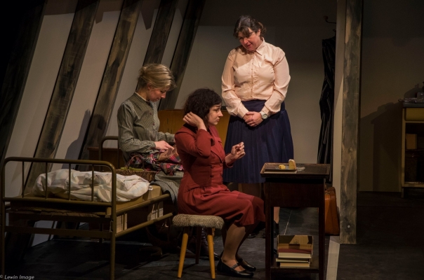 2015 Das Tagebuch der Anne Frank 12